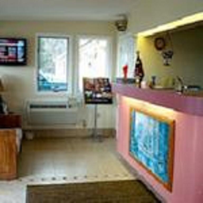 White Stone The Whispering Pines Motel- Whitestone المظهر الخارجي الصورة