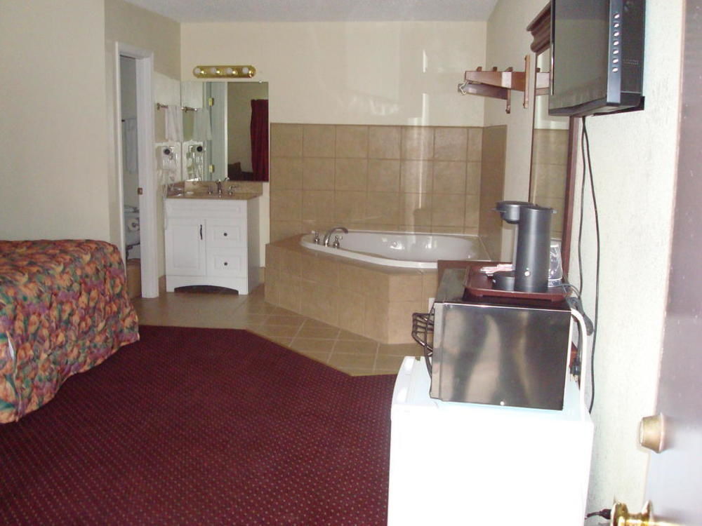 White Stone The Whispering Pines Motel- Whitestone المظهر الخارجي الصورة