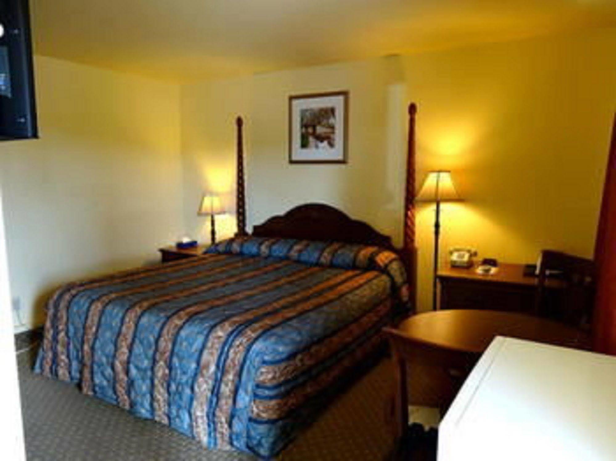White Stone The Whispering Pines Motel- Whitestone المظهر الخارجي الصورة
